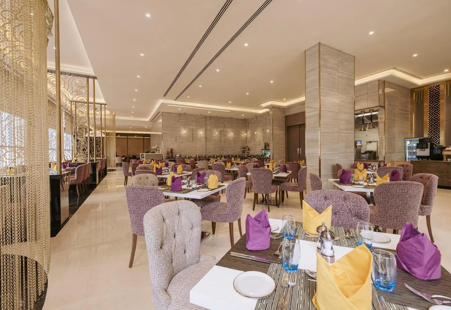 Khalidia Palace Hotel Dubai By Mourouj Gloria