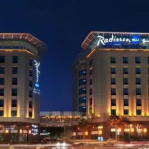 Radisson Blu Hotel, Media **** Dubai