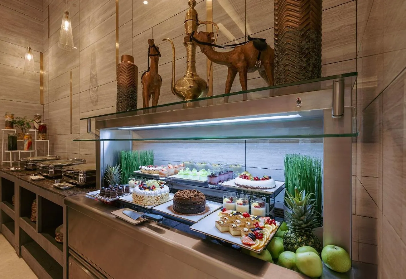 Khalidia Palace Hotel Dubai By Mourouj Gloria